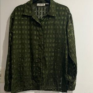 Selene Spot Green Casual Button Down Shirt with Textured Design size S  I-15